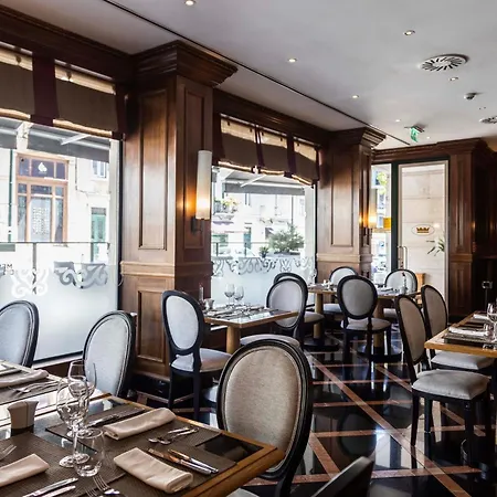 Real Palacio Hotel 5*