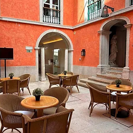Hotel Real Palacio