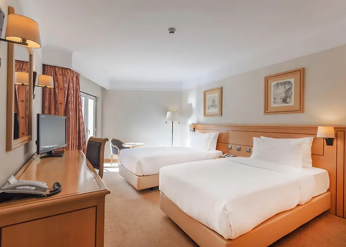 Real Palacio מלון 5*